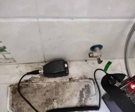 三明市屋顶漏水维修公司分享下卫生间漏水的危害及解决方法